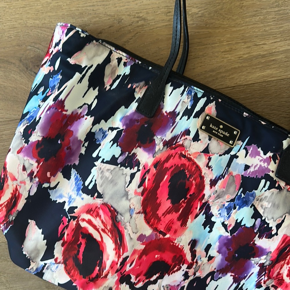 Kate Spade ♠️ Floral Purse - EUC